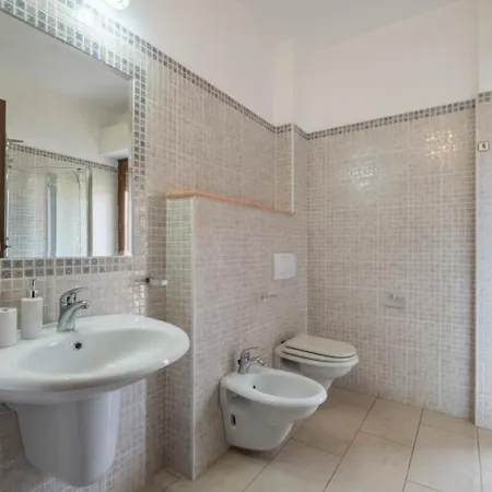 Apartment Dimoras 3br Center Balcony & Parking *