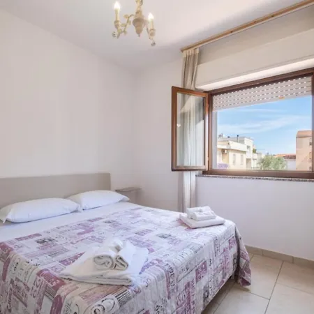 Apartment Dimoras 3br Center Balcony & Parking Olbia