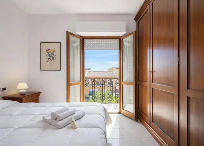 Dimoras 3br Center Balcony & Parking Sf Appartement *